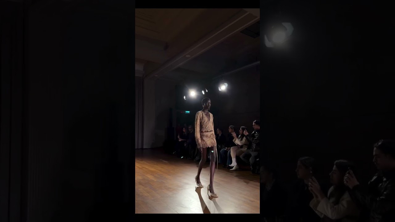 Milla Lapidus était présente au défilé Georges Hobeika, organisé dans le cadre de la Fashion Week