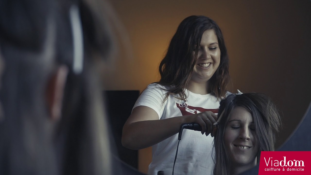 Marine, 25 ans, coiffeuse à domicile chez Viadom